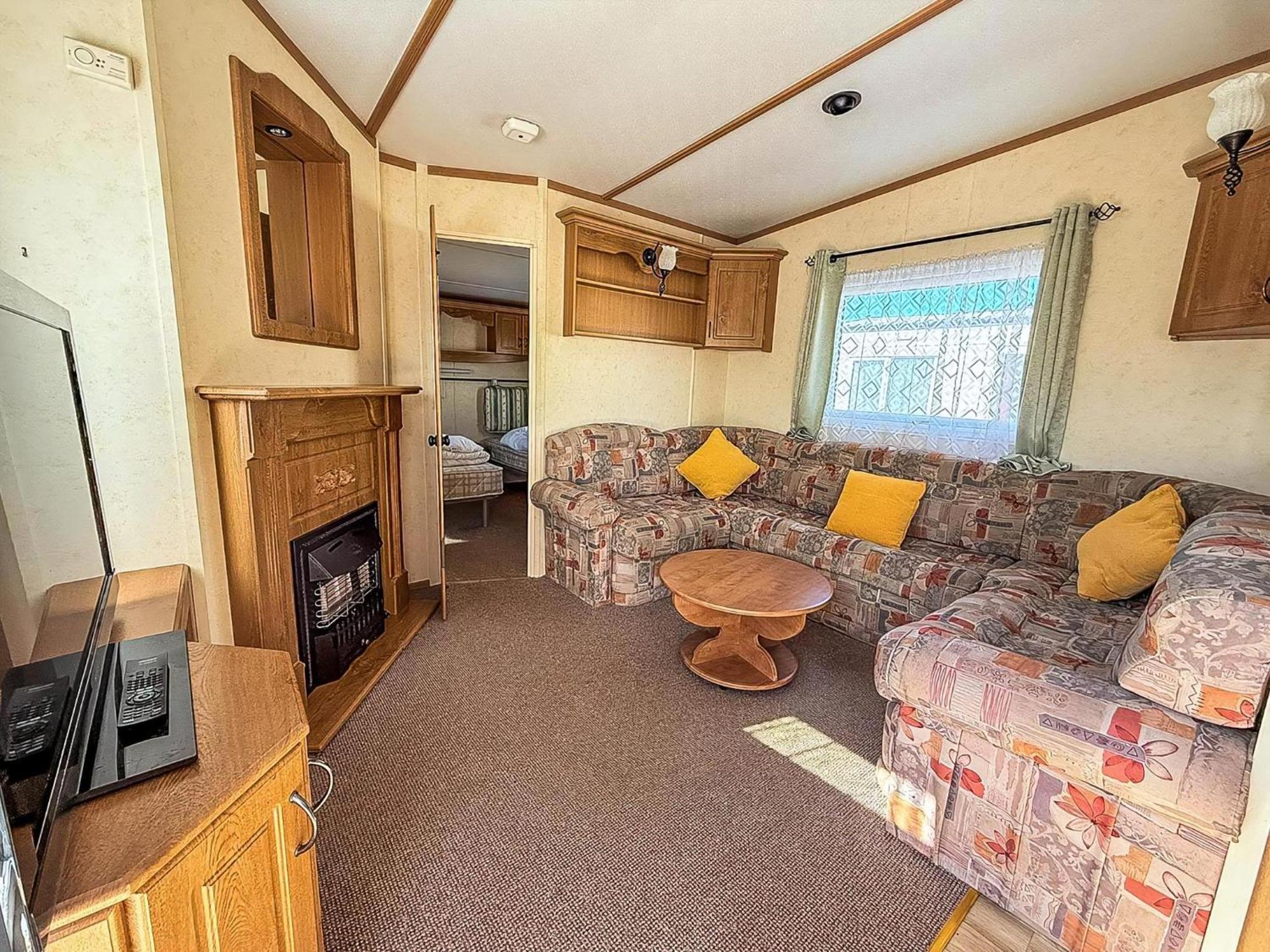 6 Berth Caravan By The Beach In Hunstanton In Norfolk, Pets Welcome Ref 13009L Εξωτερικό φωτογραφία