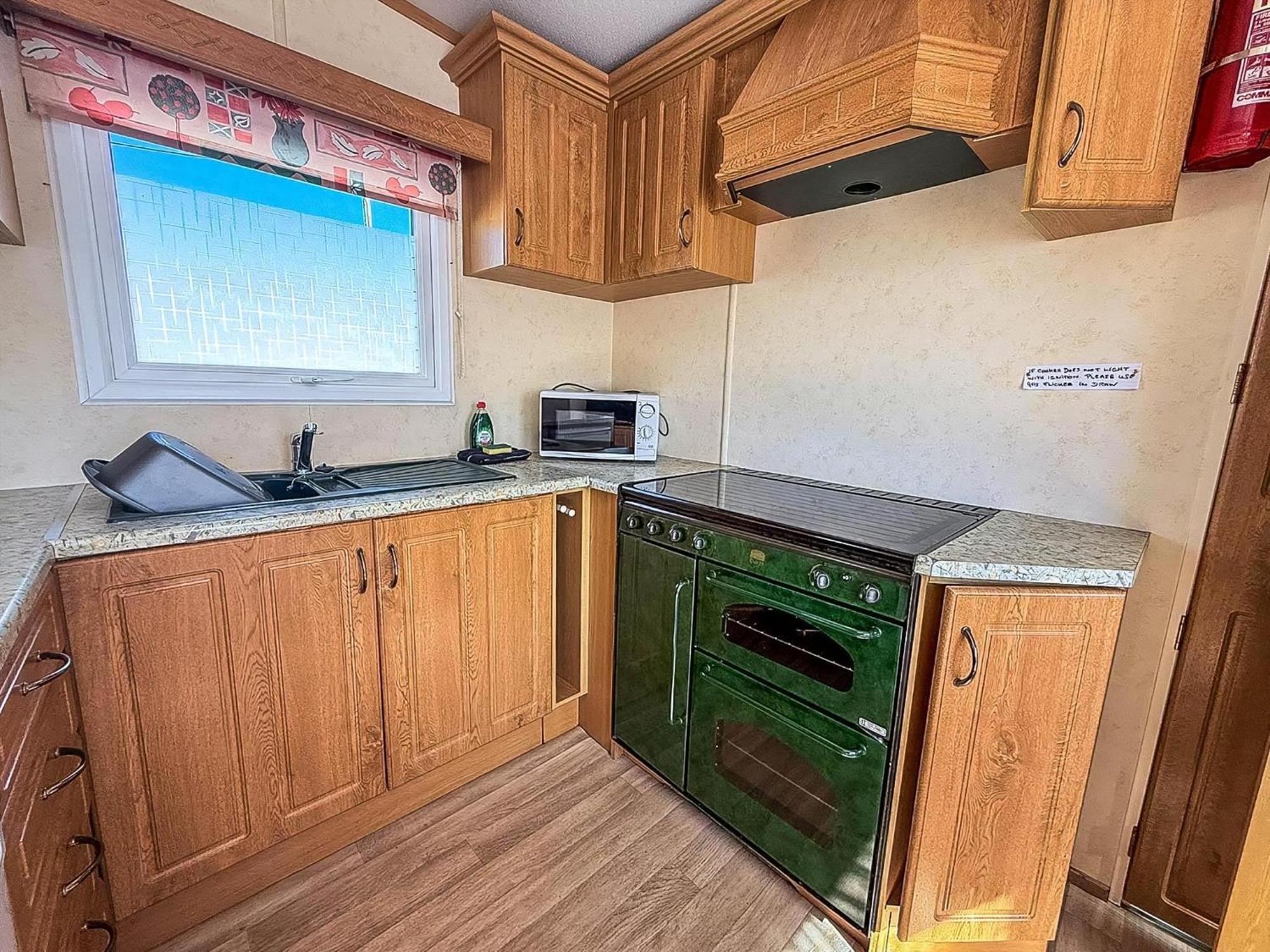 6 Berth Caravan By The Beach In Hunstanton In Norfolk, Pets Welcome Ref 13009L Εξωτερικό φωτογραφία