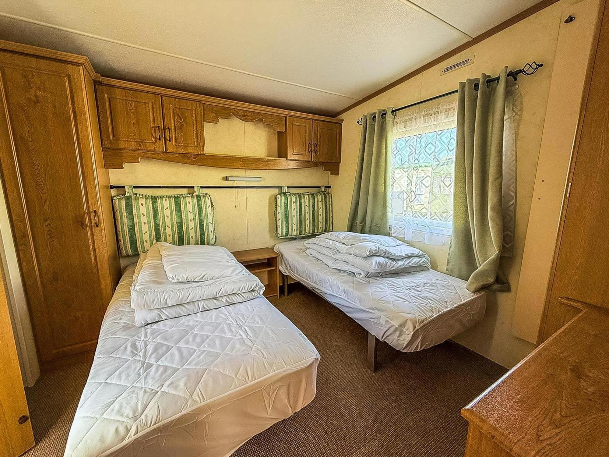 6 Berth Caravan By The Beach In Hunstanton In Norfolk, Pets Welcome Ref 13009L Εξωτερικό φωτογραφία